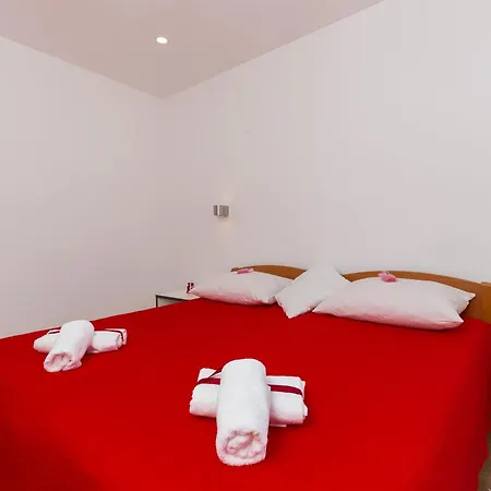 Sweet Guest house 3*